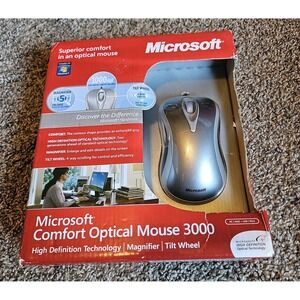 New Microsoft Comfort Optical Mouse 3000 Magnifier Tilt Wheel Model 1043 PC Mac